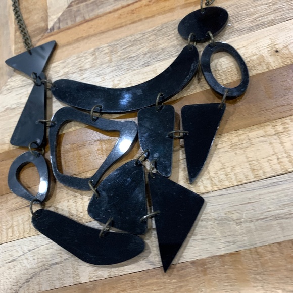 Black Geometric Statement Necklace Acrylic Abstract Bib Mod Art Jewelry - Picture 6 of 10